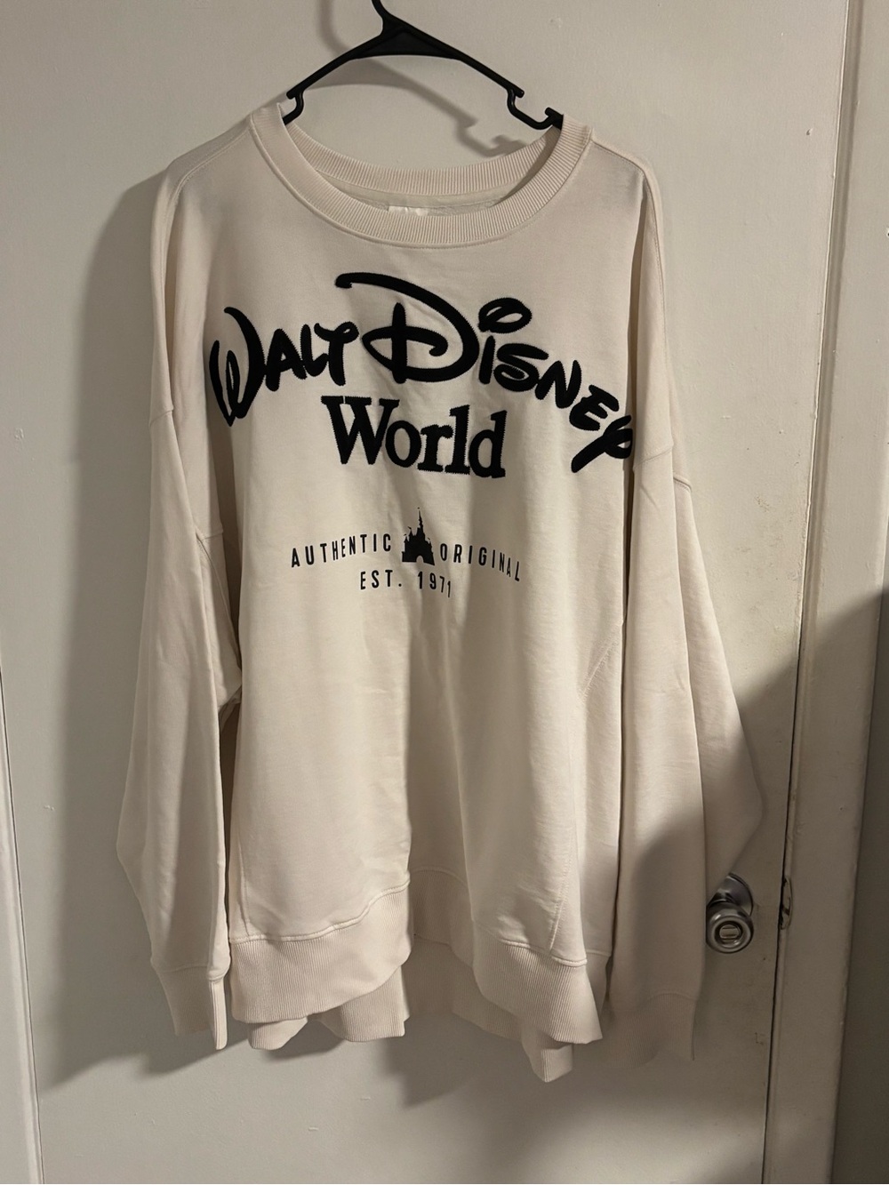 Disney World Authentic Original Est. 1971 Crewneck Sweatshirt 1X
(1106)